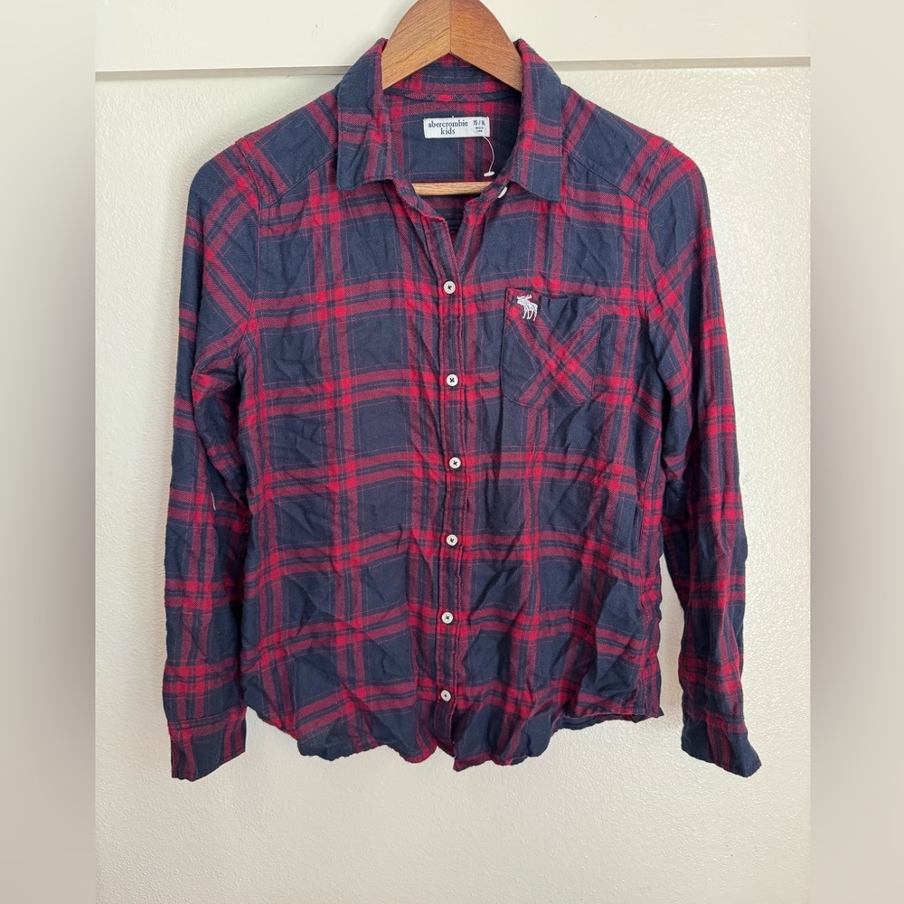 Abercrombie Kids Plaid Button Down Shirt Navy Red Size 15/16 Boys - Picture 2 of 8